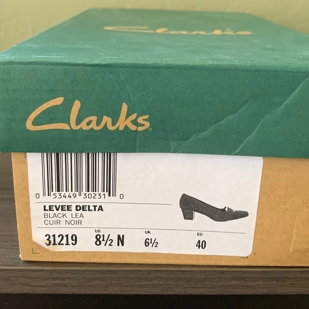 Clark's Levee Delta Black Leather‎ Cushioned Pump Heel Size 8.5N
